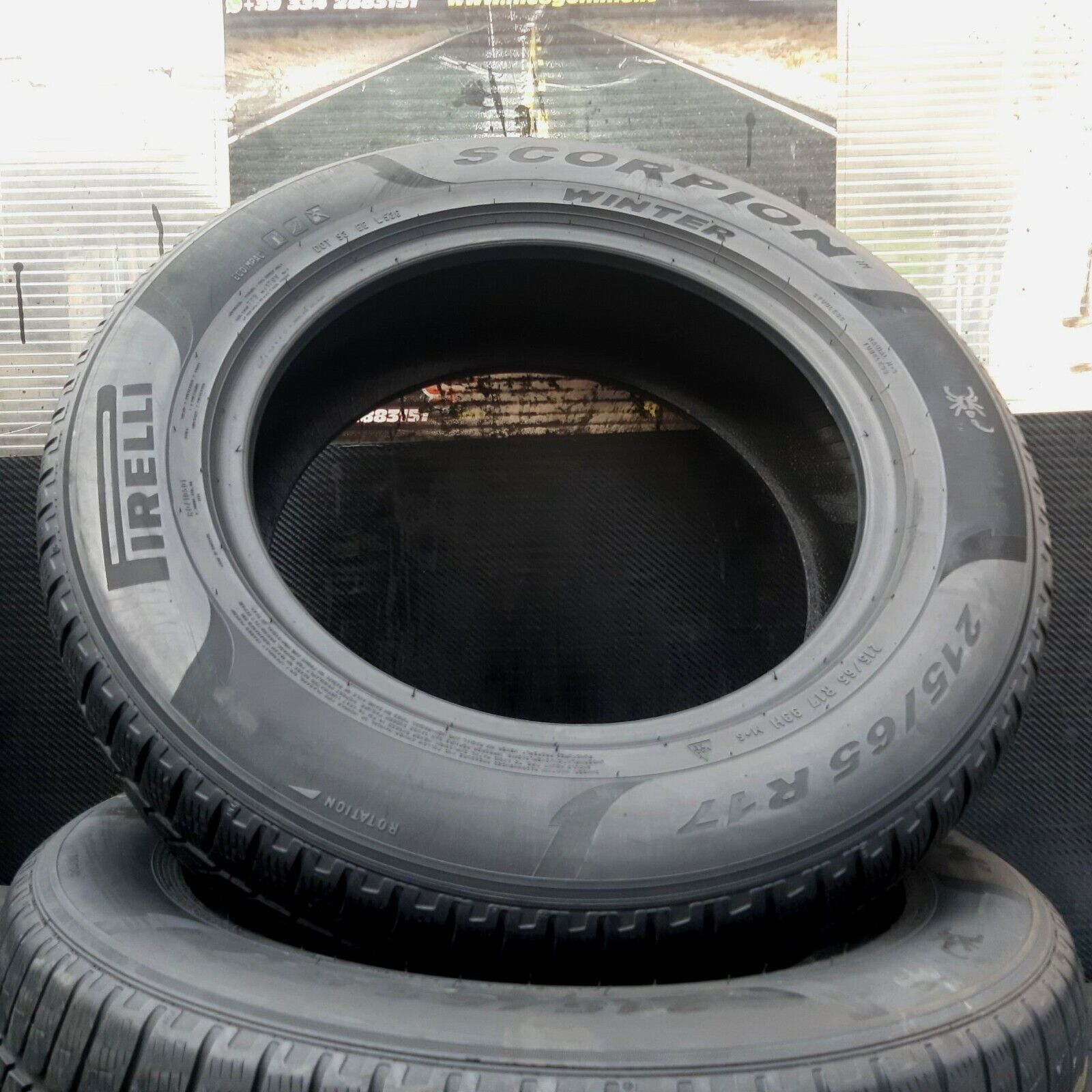 18575040