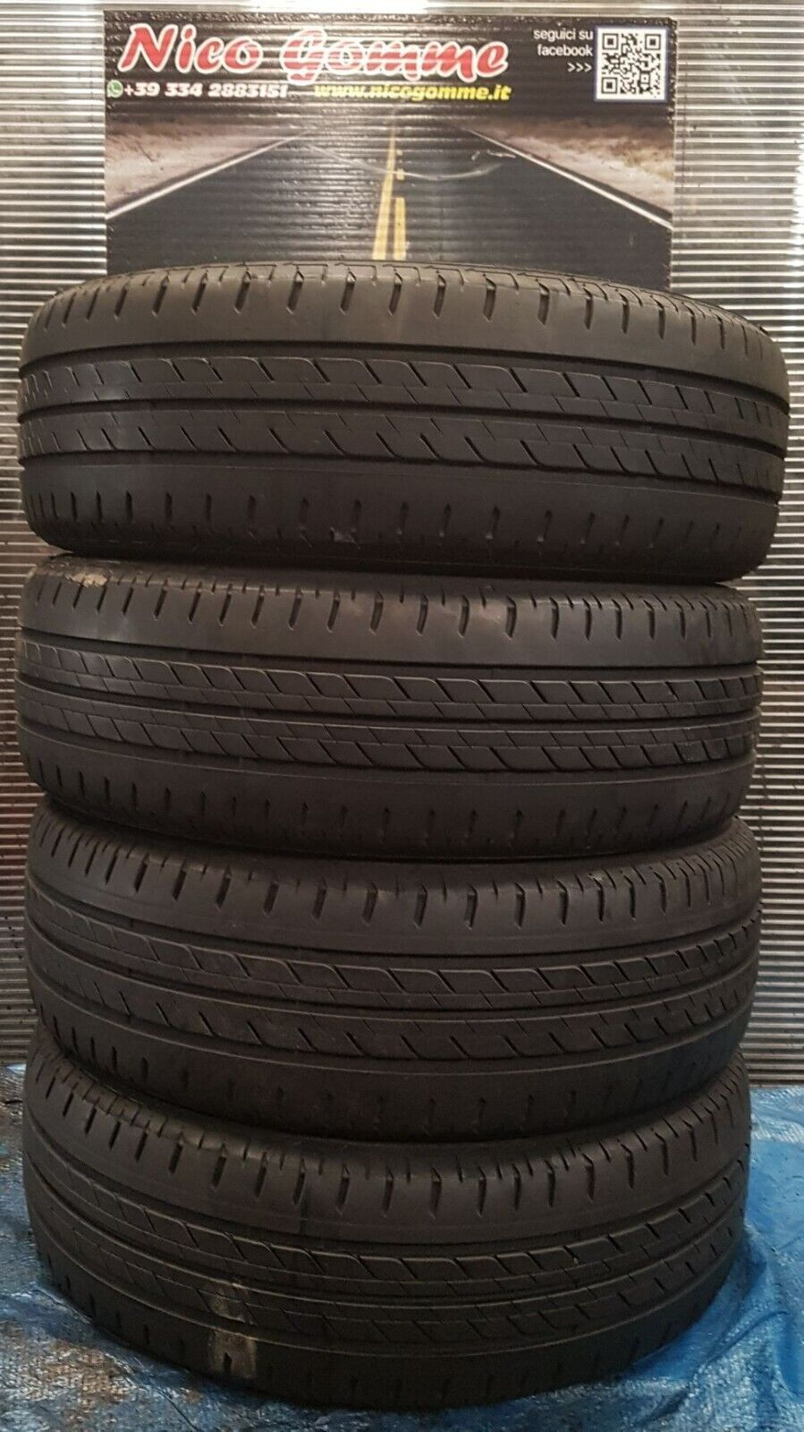 18576029