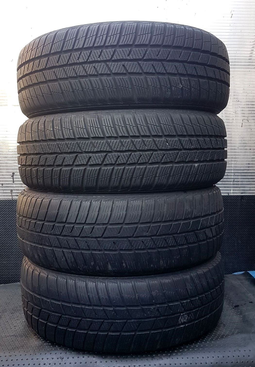 25391706