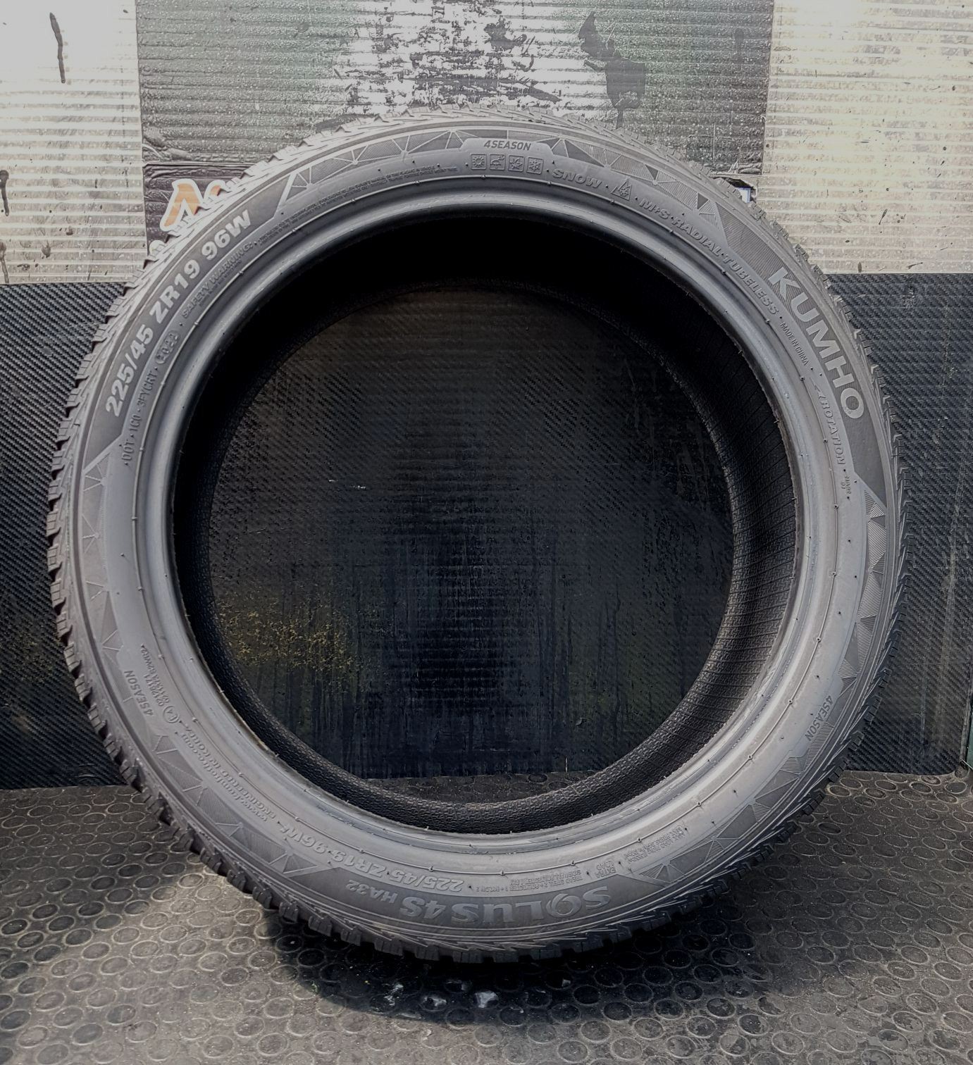 27781354